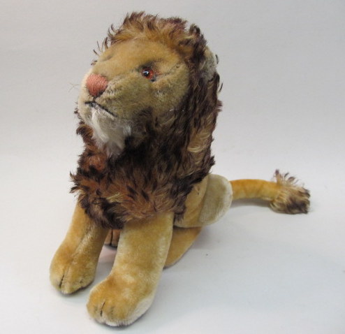 antique steiff lion